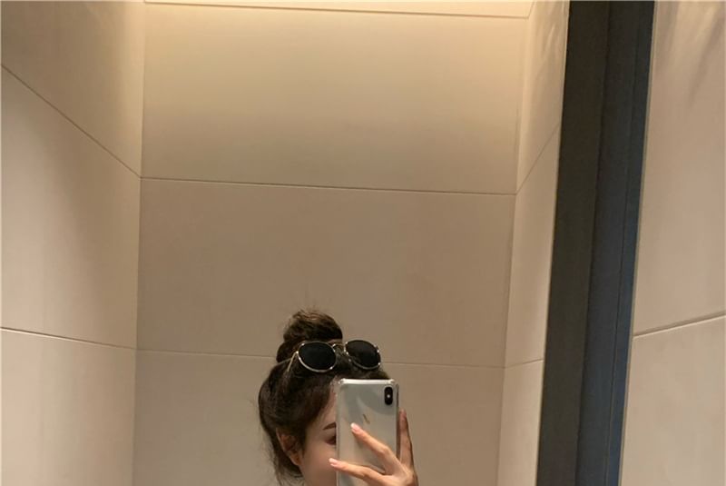 Two-Tone Midi Dress Slim-Fit Sleeveless