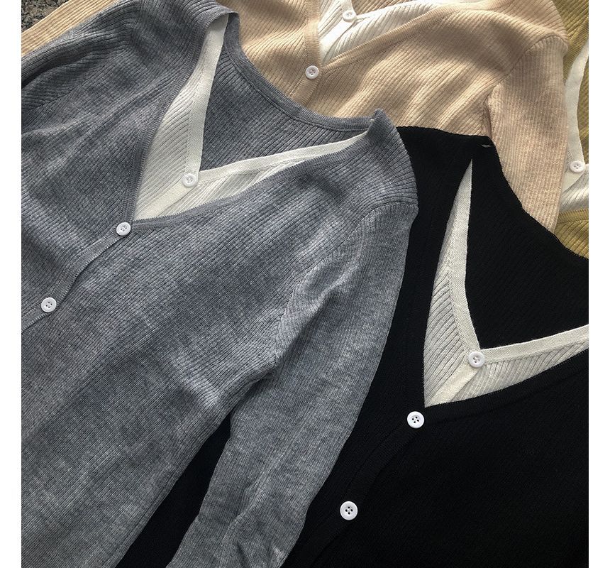 V-Neck Two Knit Two-Piece Top Tone Button-Up Mock Long-Sleeve