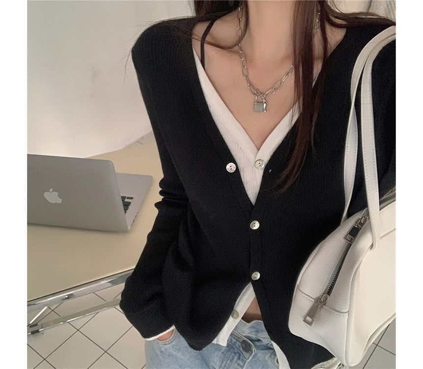 V-Neck Two Knit Two-Piece Top Tone Button-Up Mock Long-Sleeve