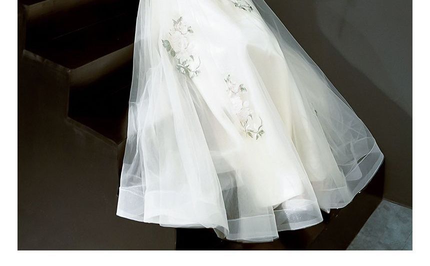 Short-Sleeve V-Neck Floral Embroidered A-Line Evening Gown