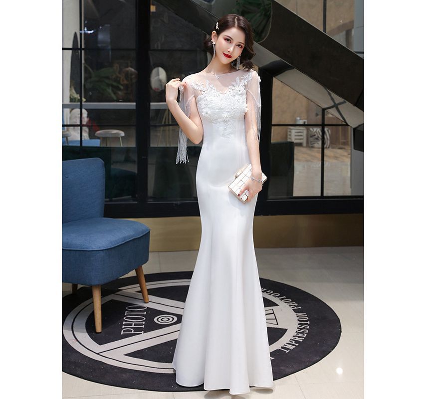 Short-Sleeve Boat Neck Plain Flower Embroidered Beaded Fringe Panel Mesh Mermaid Evening Gown
