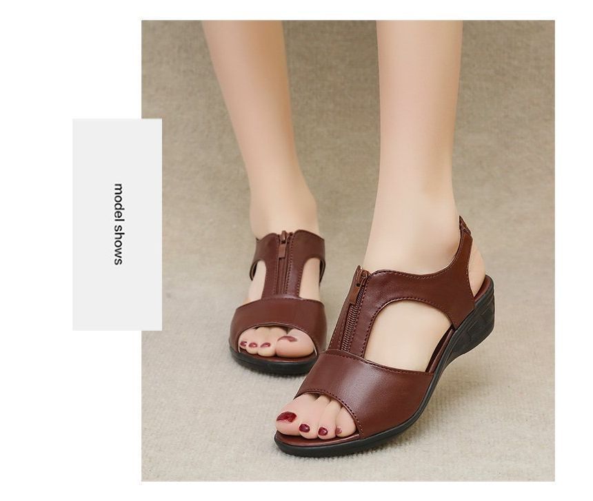 Sandals Heel Wedge Plain