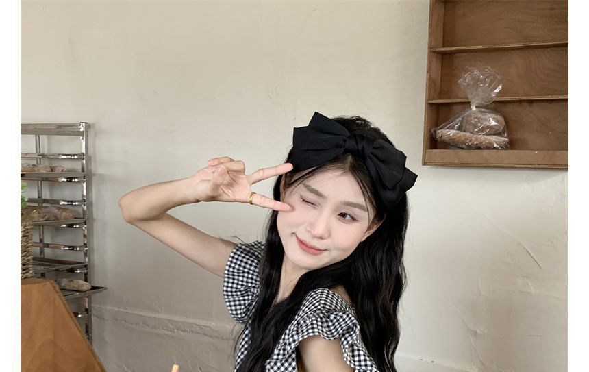 Ruffle Blouse Gingham Sleeveless