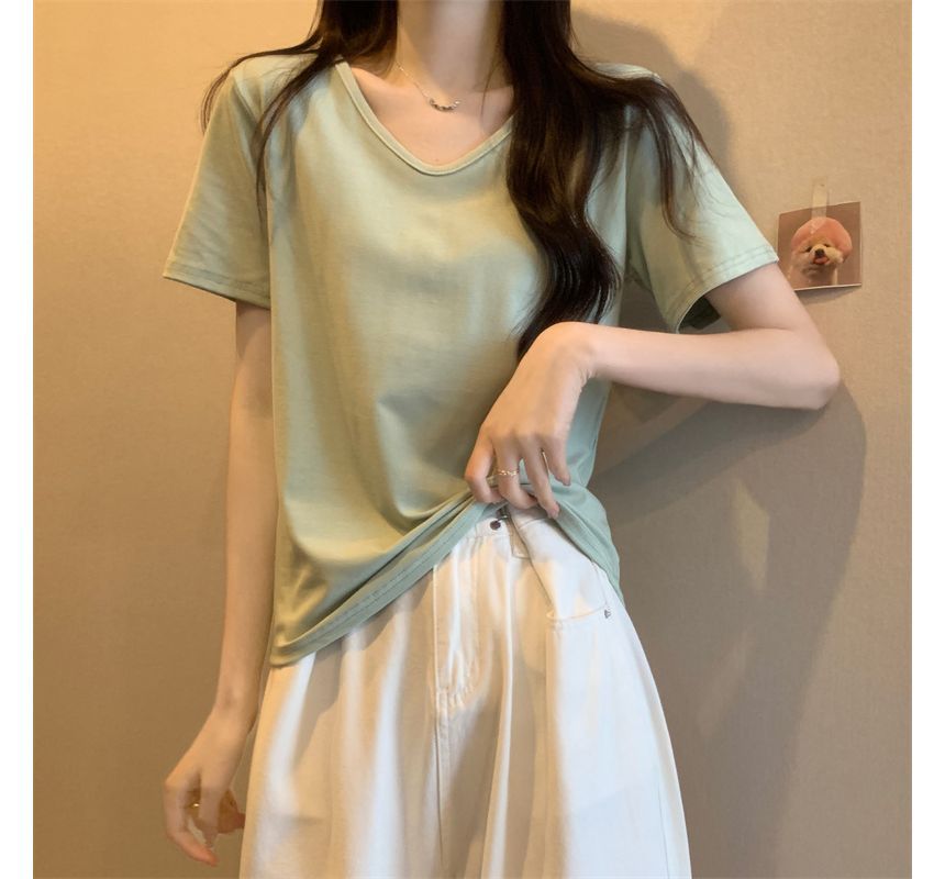 V-Neck Short-Sleeve T-Shirt Plain