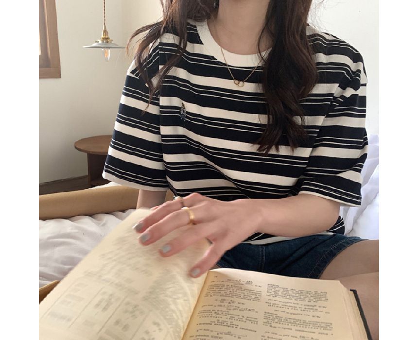 Striped Crew T-Shirt Short-Sleeve Neck