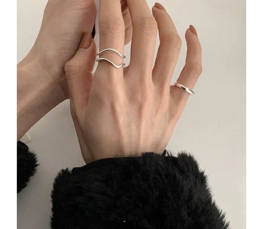 / Ring Alloy Wavy Open Layered Geometric