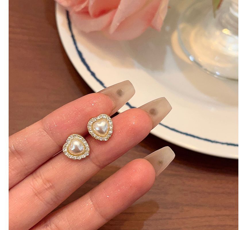 Pearl Rhinestone Stud / Earring Heart Clip-On Faux