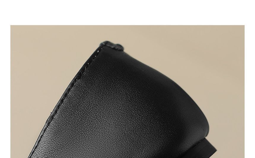 Flats Buckled Pointed Strap