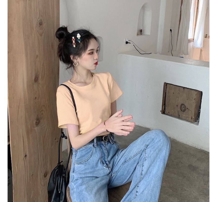 Short-Sleeve Crew Plain Neck T-Shirt