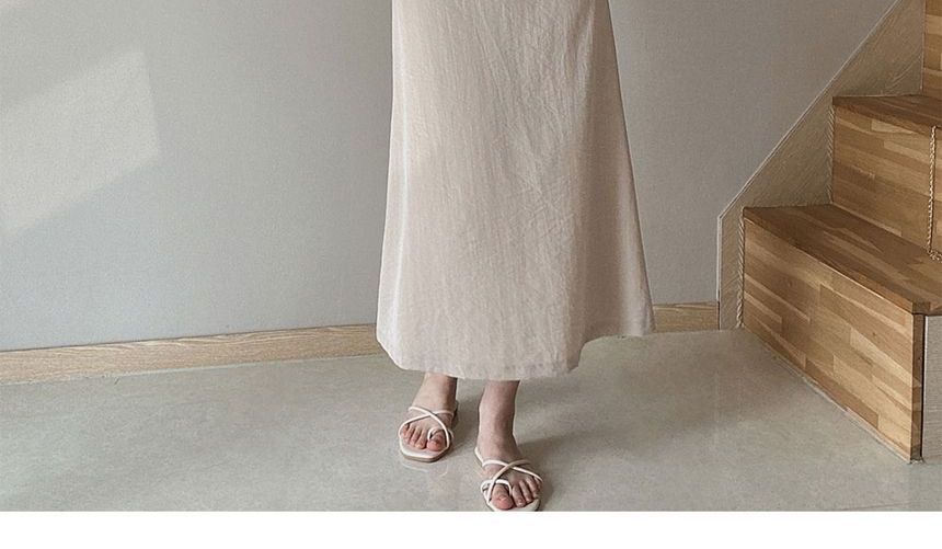 Short-Sleeve Square Neck Contrast Trim Midi A-Line Dress