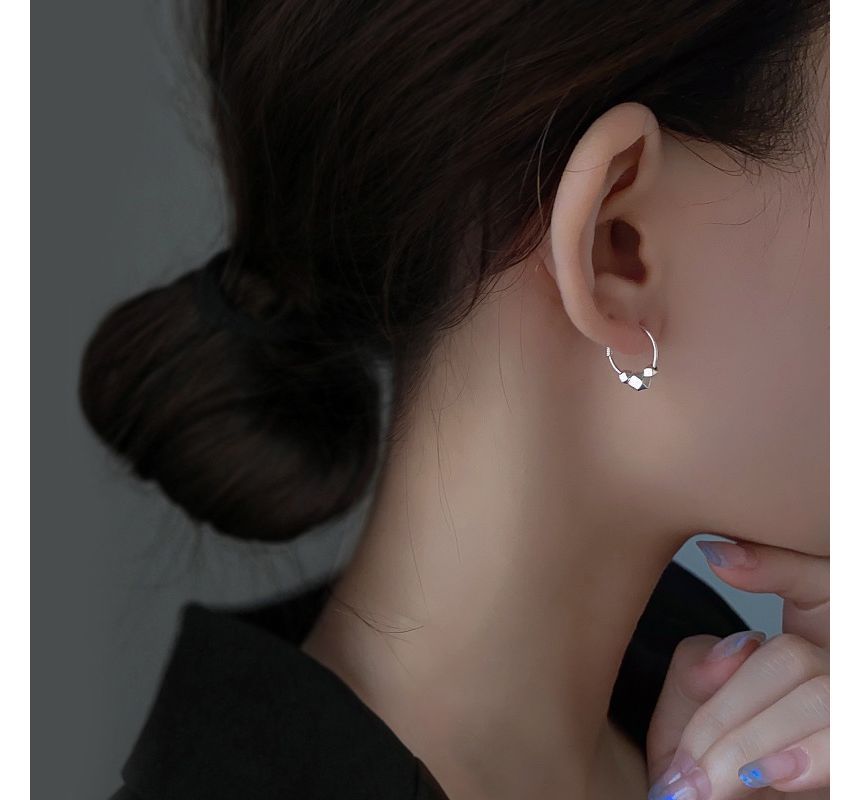 Silver Hoop Bead Earring Sterling