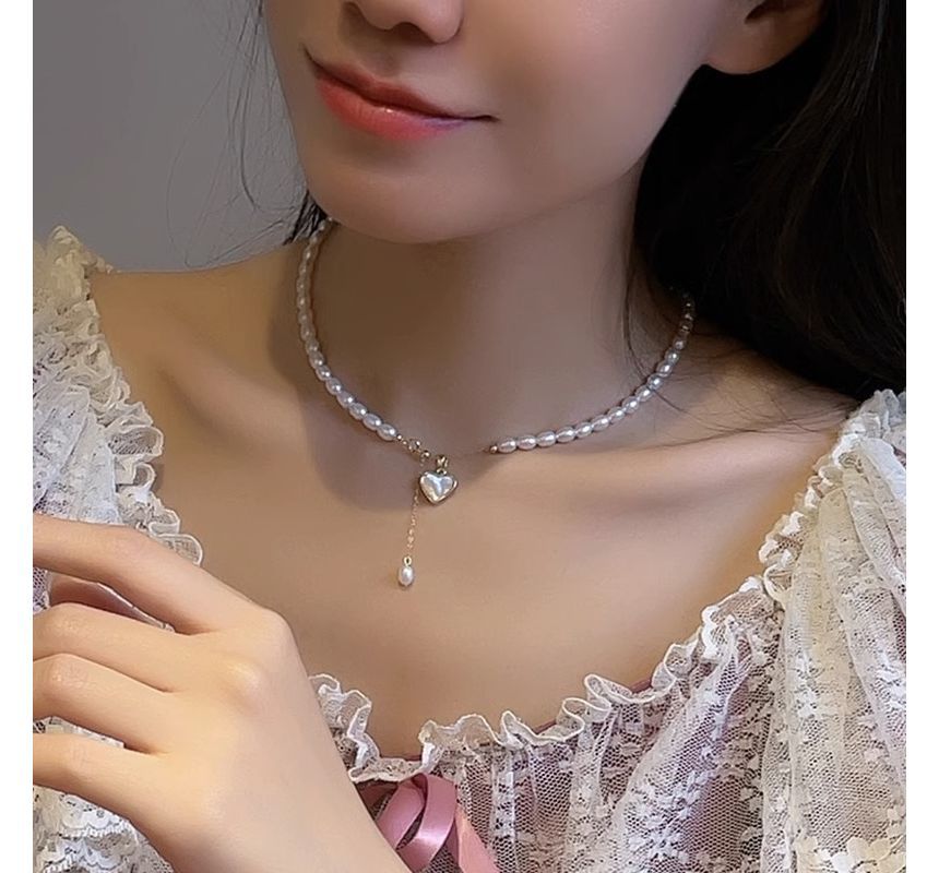 Pearl Shell Pendant Choker Heart Faux
