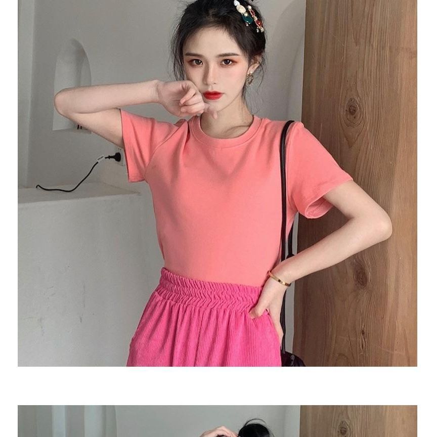 Plain Neck Short-Sleeve Tee Round