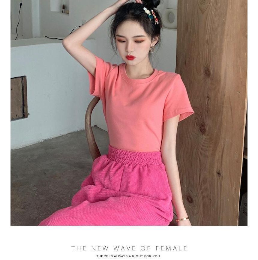 Plain Neck Short-Sleeve Tee Round