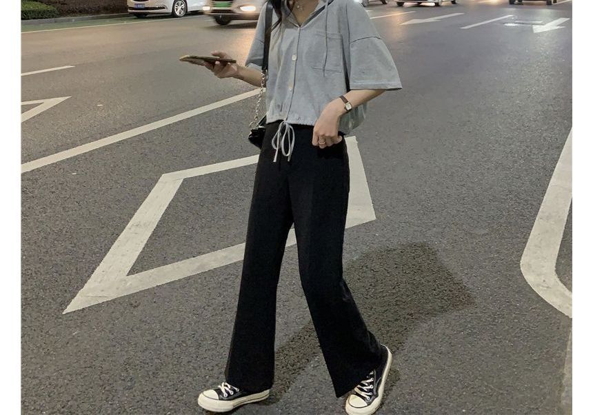 Short-Sleeve Plain Hooded Cropped Tee Button-Up