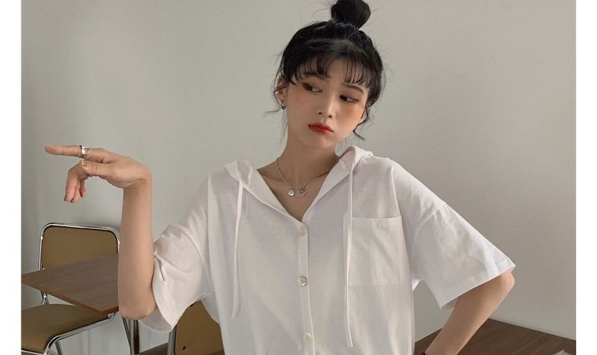 Short-Sleeve Plain Hooded Cropped Tee Button-Up