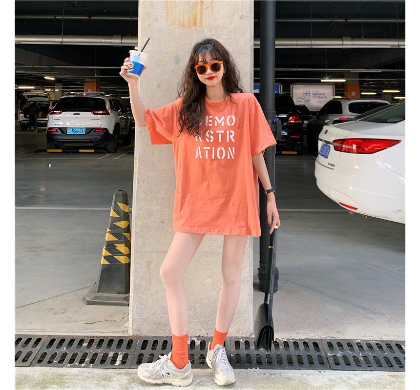 Neck Lettering Tee Short-Sleeve Round