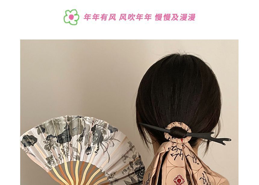 Fan / Character Traditional Hand Chinese Scrunchie