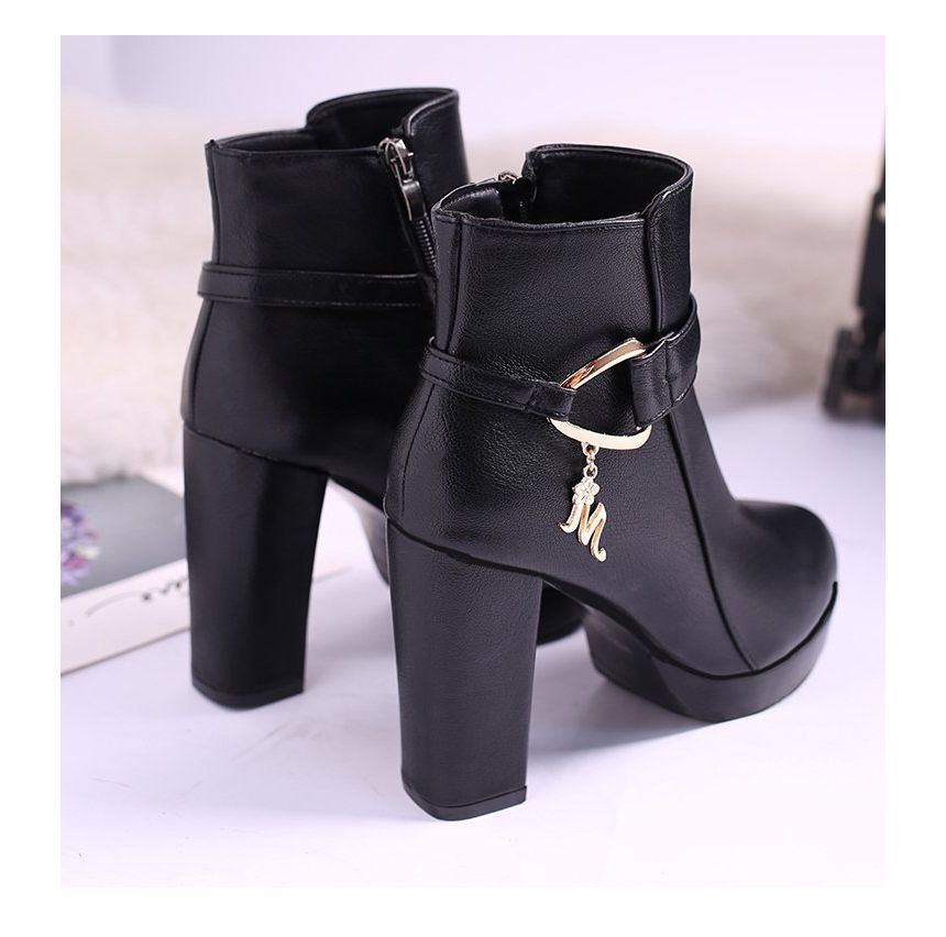 Boots Chunky Short Plain Heel