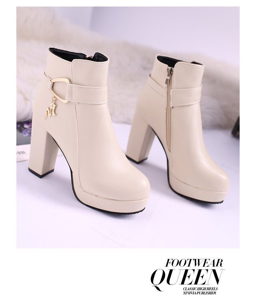 Boots Chunky Short Plain Heel