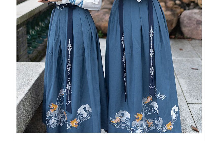 Fish Embroidered Hanfu Costume Set