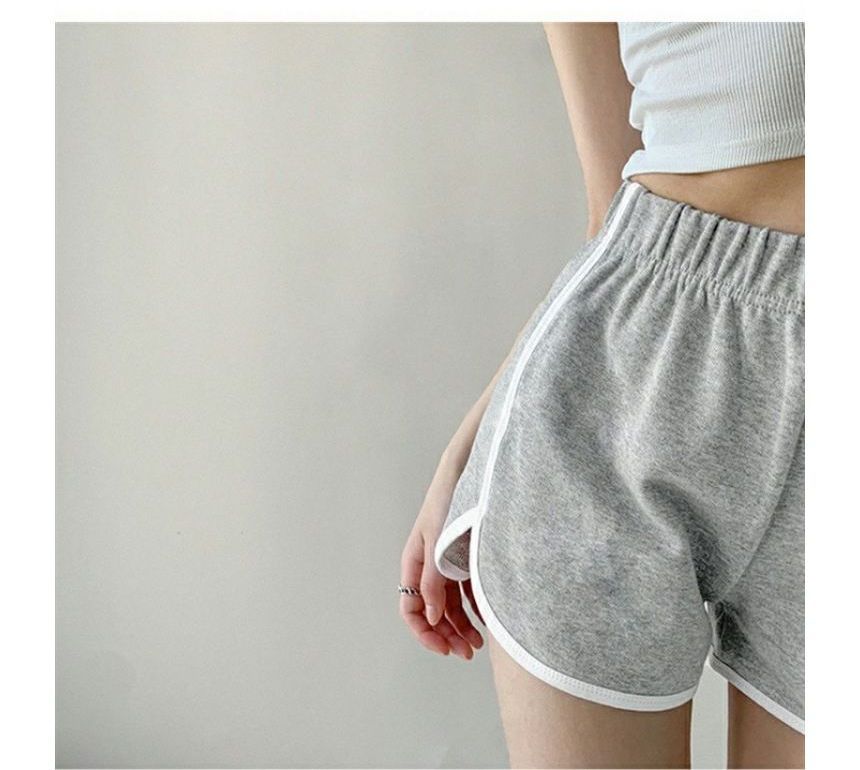 Piped Waist Elastic Shorts