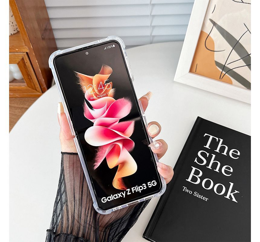 Butterfly Case Pearl Faux Floral Phone