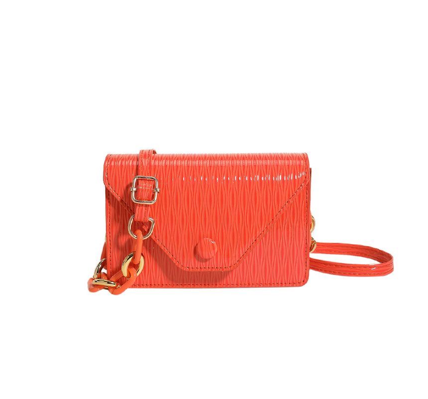 Flap Chain Crossbody Bag