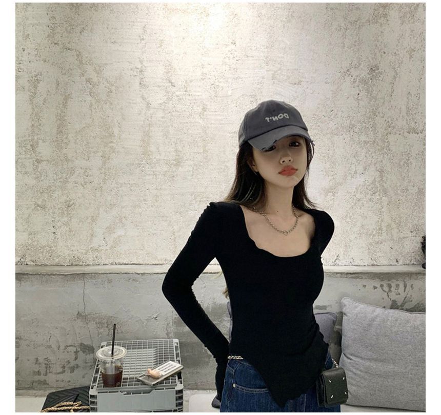 Slit Edge Long-Sleeve Neck Plain T-Shirt Scoop Lettuce