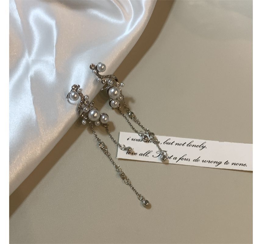 Faux Pearl Cuff Ear Rhinestone Fringe