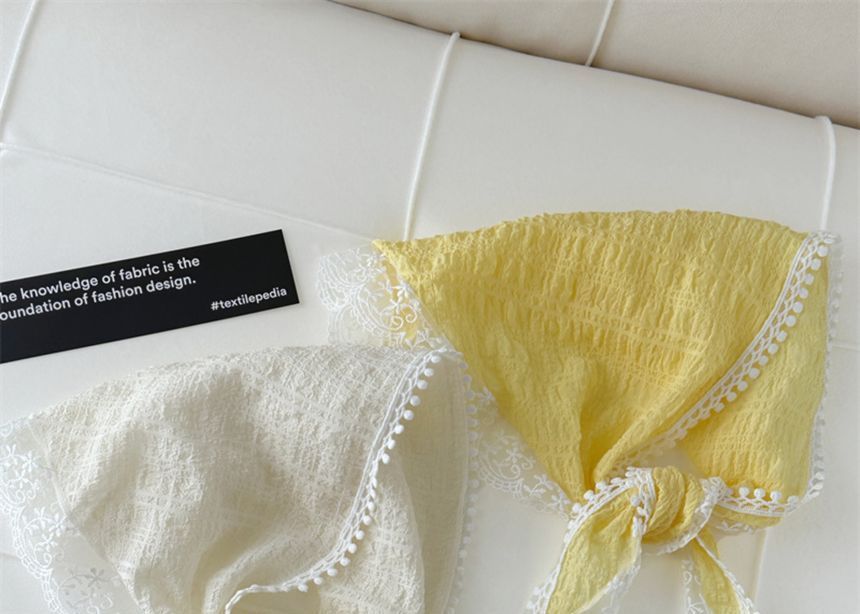 Lace Headkerchief Trim