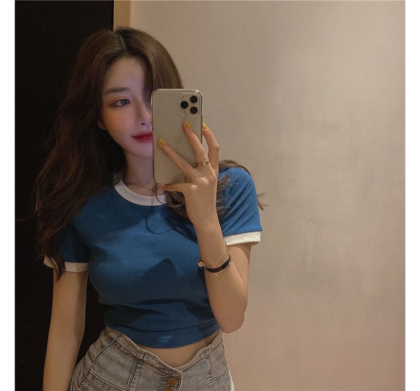 Crew Neck Contrast Cropped Trim Short-Sleeve Tee Plain