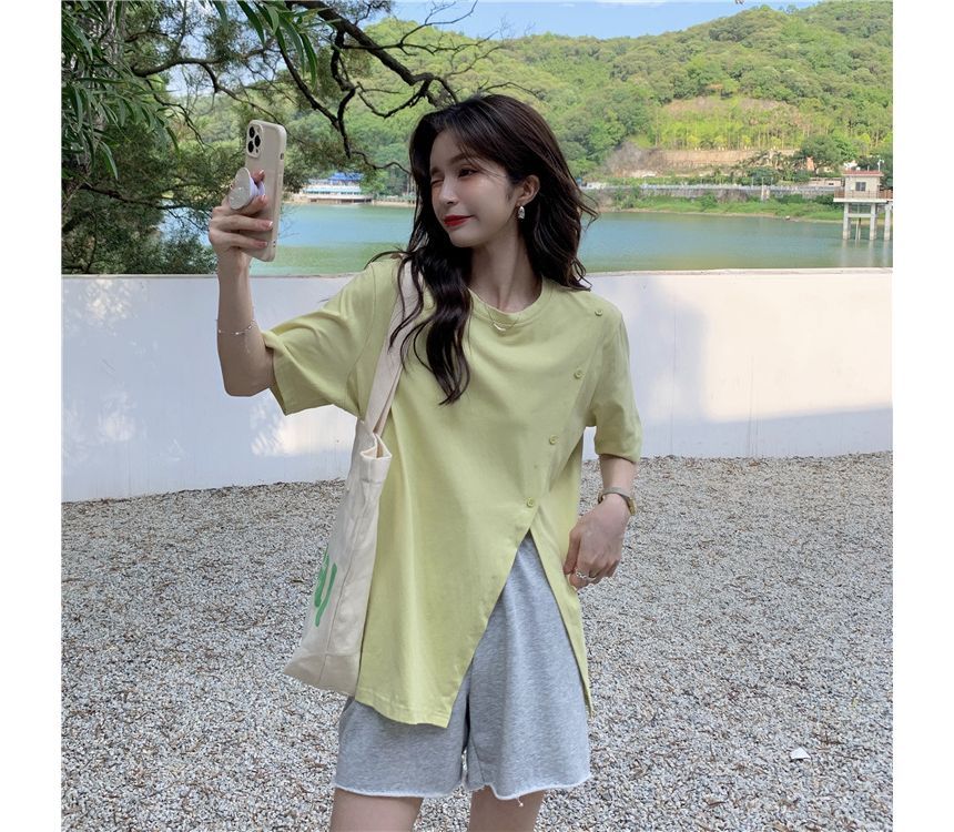 Plain Crew Neck Side-Slit Tee Short-Sleeve