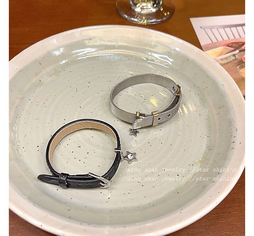 Leather / Bracelet Alloy Faux Buckled Star Pendant