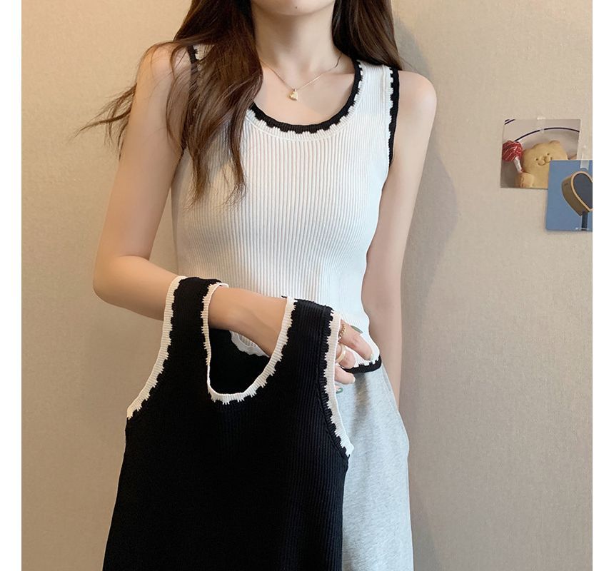 Trim Tank Contrast Top