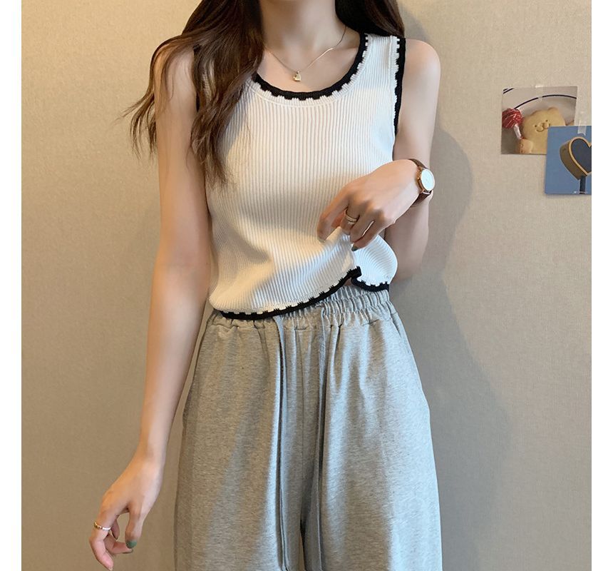 Trim Tank Contrast Top
