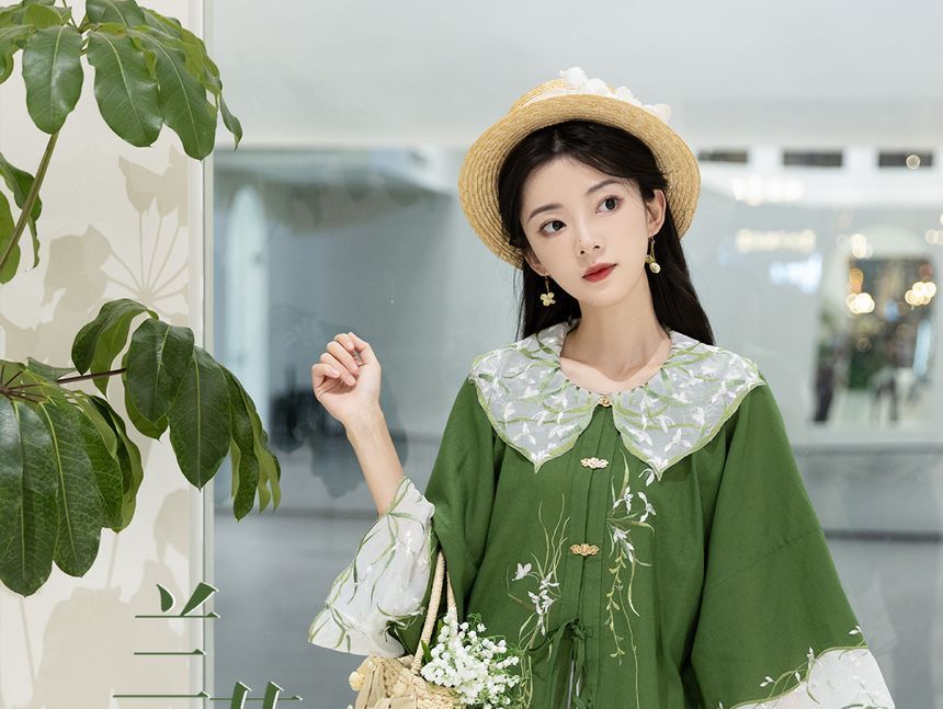 Traditional Chinese Set: 3/4-Sleeve Collared Embroidered Print Panel Tie Front Blouse + High Rise Pleated Maxi A-Line Skirt