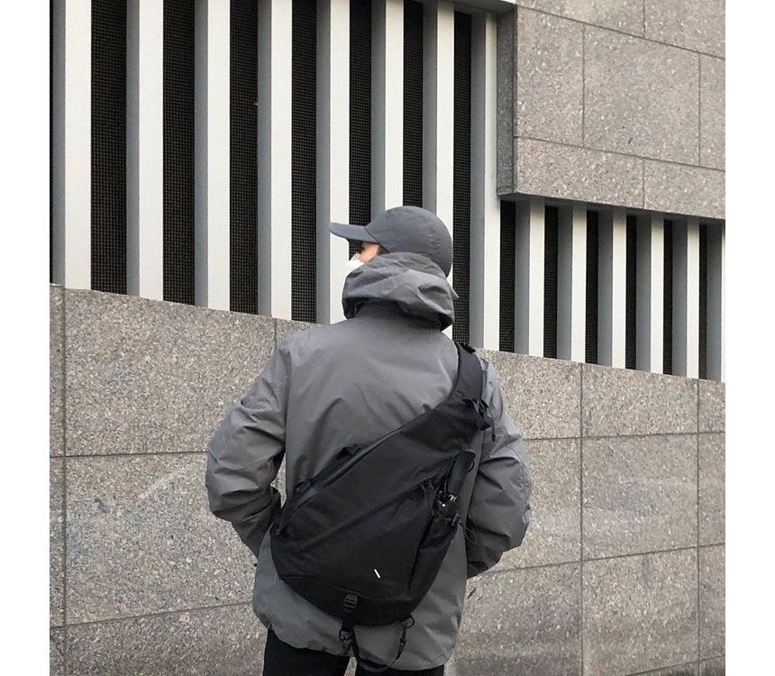 Sling Bag Multi-Pocket