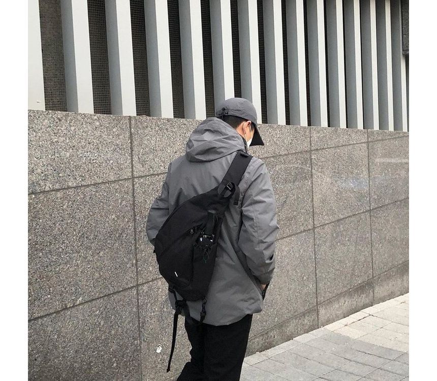 Sling Bag Multi-Pocket