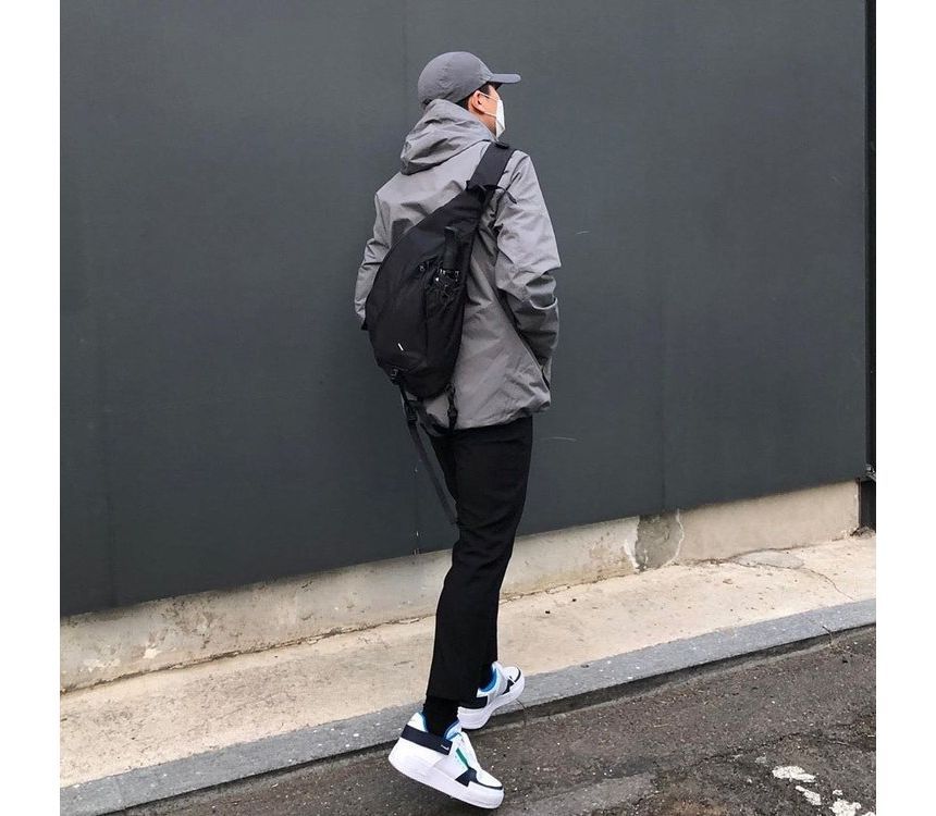 Sling Bag Multi-Pocket