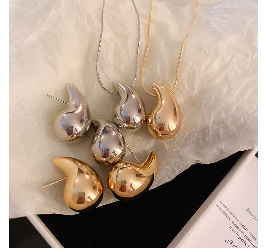 Stud Ear Waterdrop / Necklace