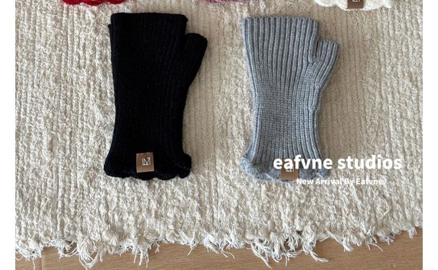 Applique Gloves Knit Lettering Fingerless