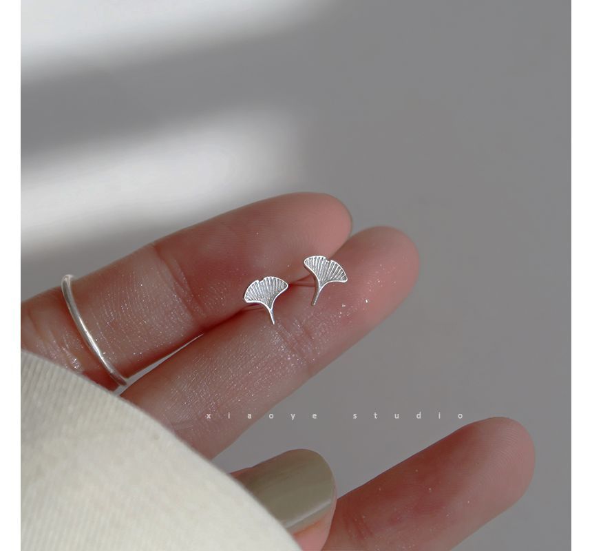 Earring Stud Silver Leaf