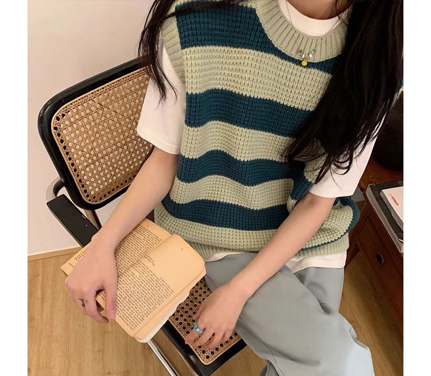 Striped Neck Vest Round Knit Sleeveless
