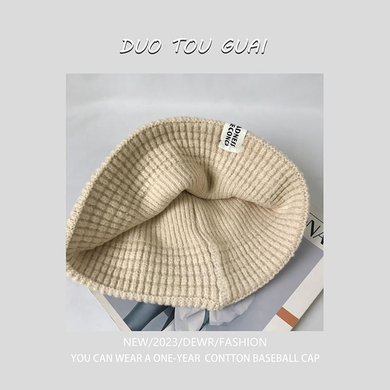 Hat Knit Lettering Bucket Applique