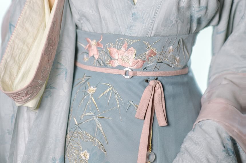 Long-Sleeve V-Neck Floral Embroidered Hanfu Top / Plain Top / High Waist Midi A-Line Skirt / Camisole / Shawl / Waist Skirt / Braid / Set