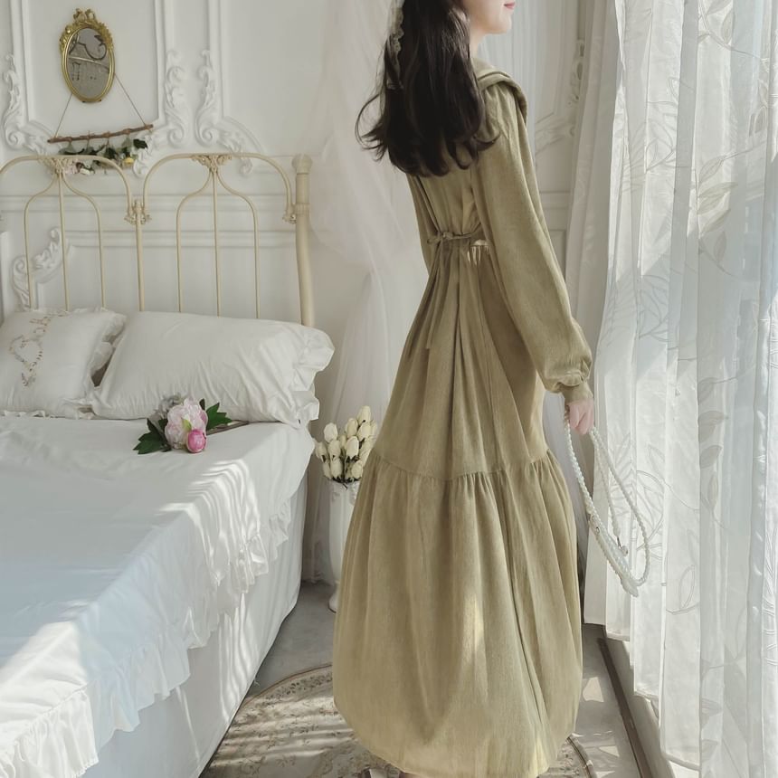 Robe trapèze mi-longue en velours côtelé uni à manches longues et col