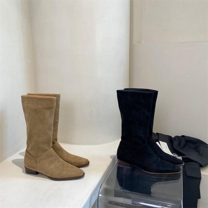 Wide-Calf Pointy Toe Short Boots