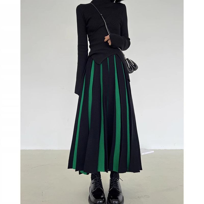 High Rise Two Tone Pleated Knit Midi A-Line Skirt