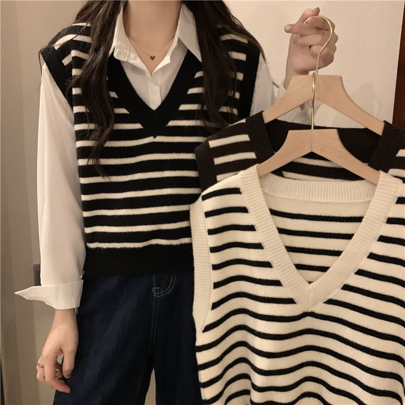 Vest Knit Striped V-Neck